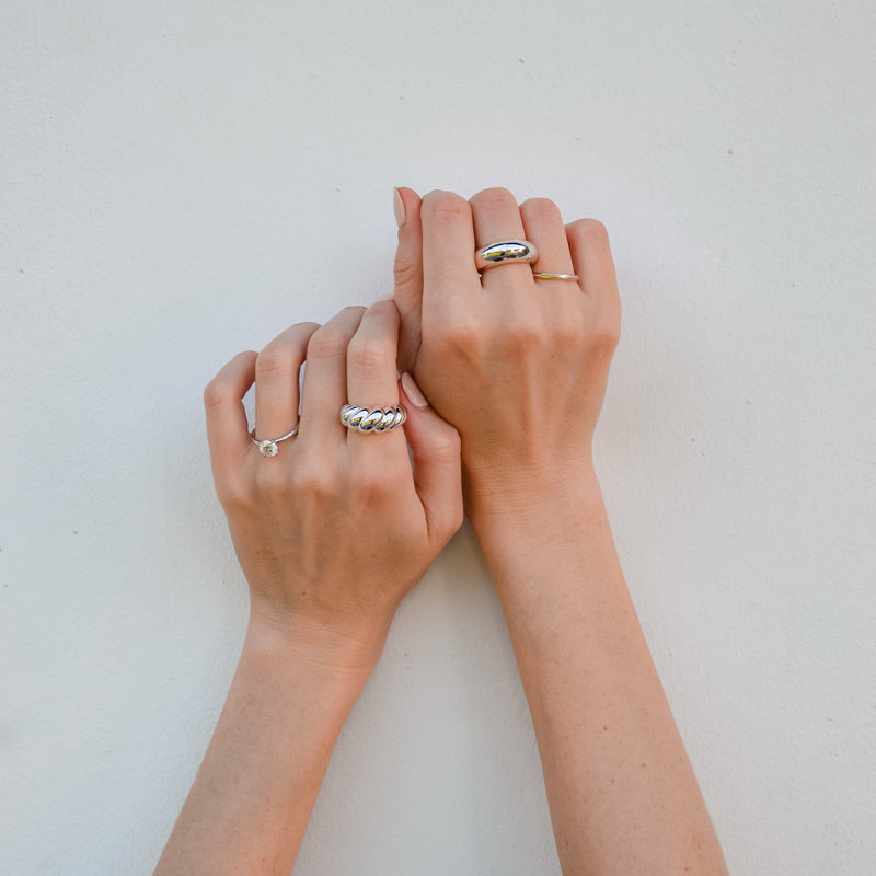 Croissant Ring (Silver)