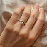 Bee Engagement Ring Oval™